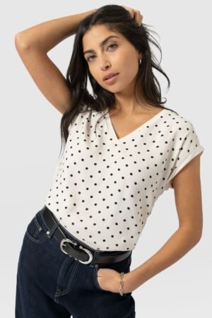 Turn Up Contrast V Neck Tee - Cream Polka Dot